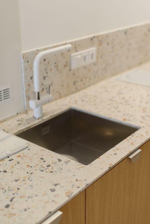 לבוב Sunrise Apartment מראה חיצוני תמונה