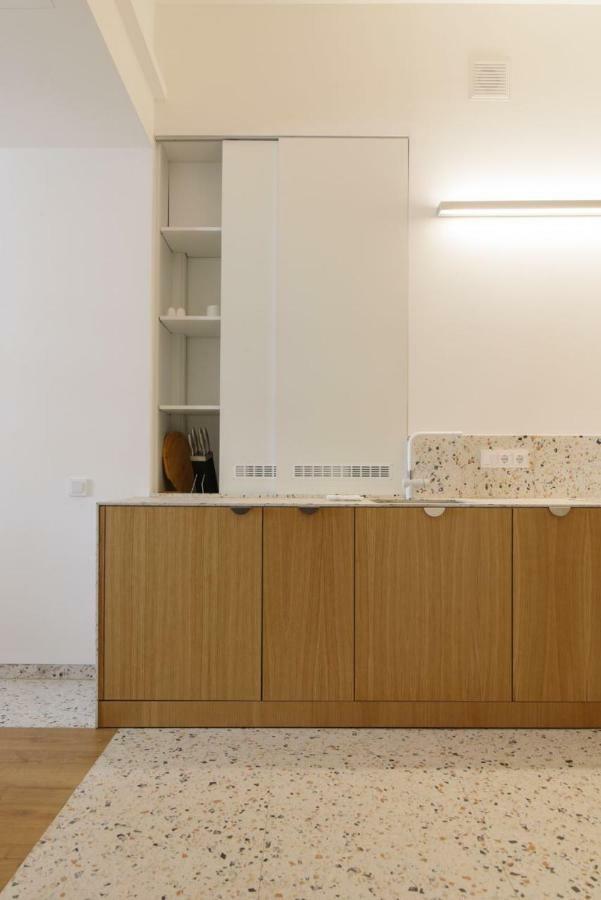 לבוב Sunrise Apartment מראה חיצוני תמונה